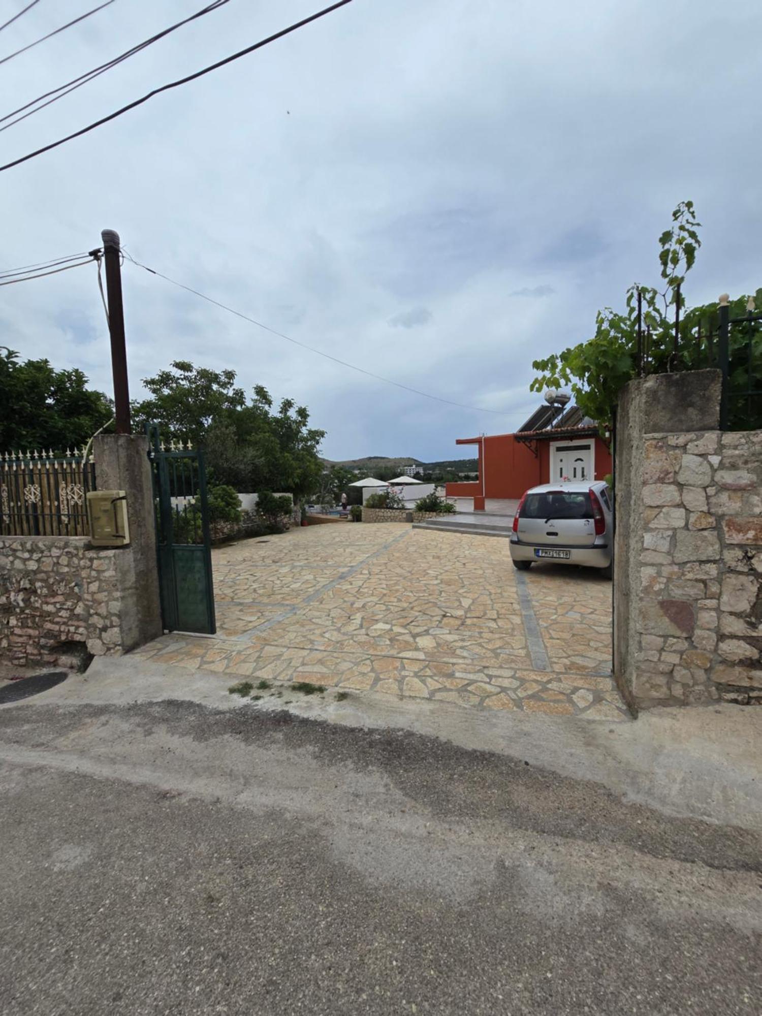 Papa Villa Ksamil